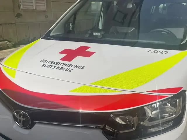 Landstraße'de Motosiklet Kazası: Bir Kişi Ağır Yaralandı